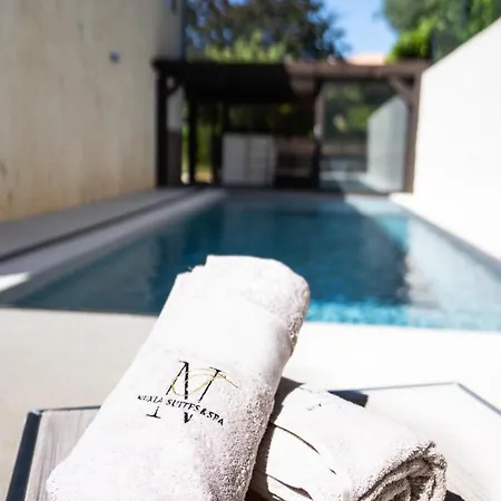Nuxia Suites&Spa - L'Art Design Bagnols-sur-Ceze Exterior photo